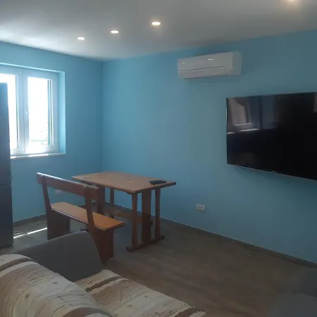 Villa Vila Omis Tice