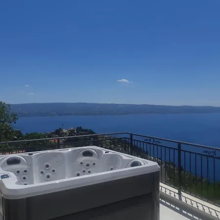 Vila Omis Villa Tice